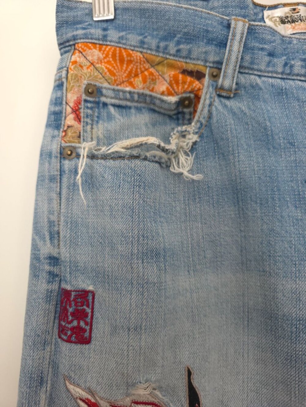 Karakuri Tamashii Japanese Denim Jeans w/ Embroidered Koi Fish & Wave Design 32 - Picture 5 of 13